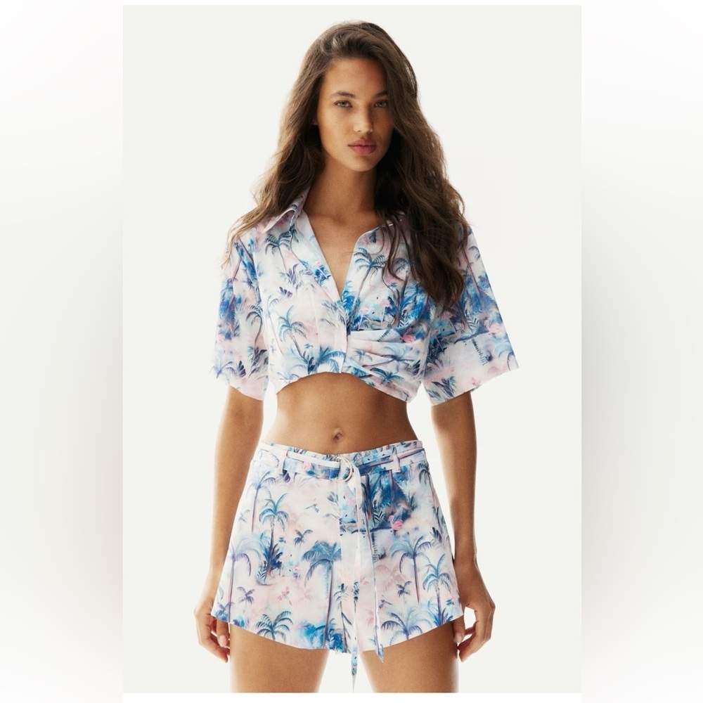Summer Must have set H&M Blue and Pink Palm Print Set NWT‎ SZ XS